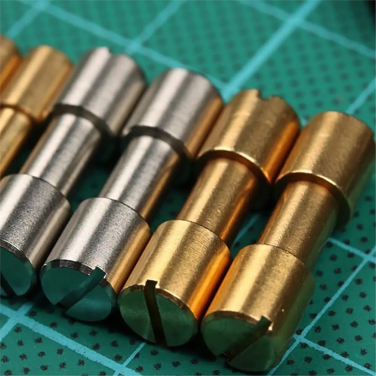 AA25 8 Set of Stainless Steel Bolts and Brass for Fixing Knives, Spare Parts for Kitchen Knives