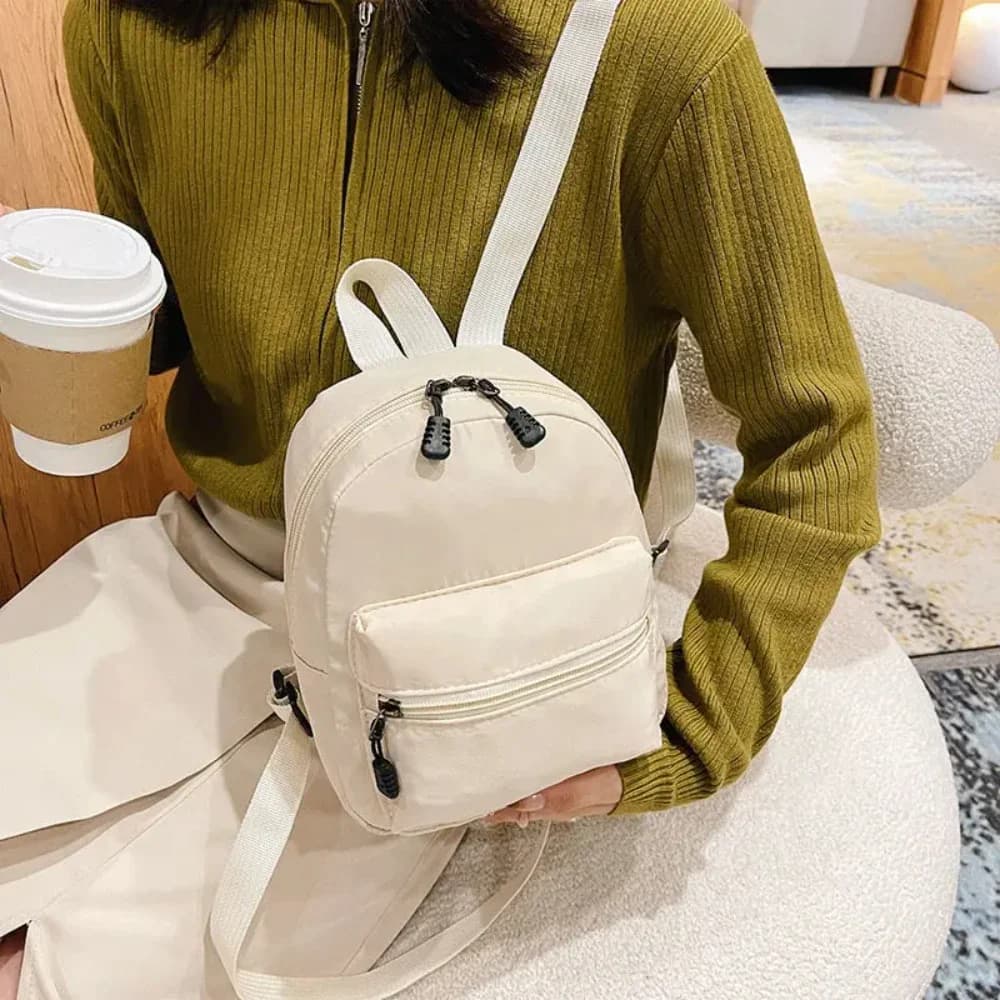 Mini zaini da donna di tendenza in nylon, borsa femminile piccola, zaini scolastici bianchi, zaino per ragazze adolescenti, zaino casual alla moda.
