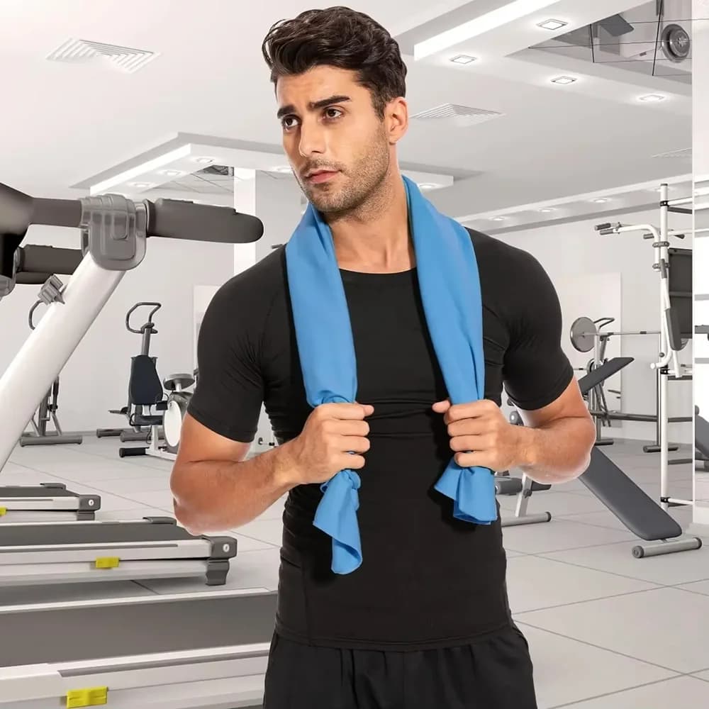 Ultra absorbent microfiber towel for sports and outdoor activities-fast drying, compact
