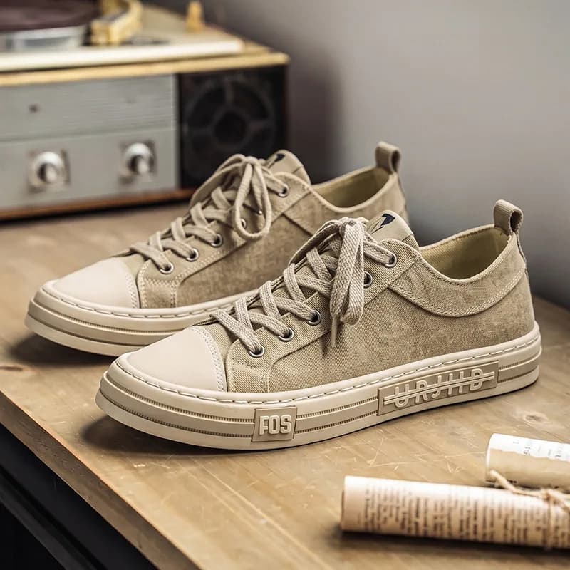 New Spring Autumn lace up low cut men's canvas shoes breathable men's board shoes soft soled men's single shoes