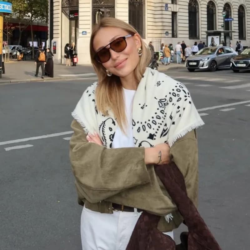 Fashion Knitted Print Square Scarf Women Commute Tassel Lightweight Soft Shawl Neckwear Female 2026 Casual Accessory Lady