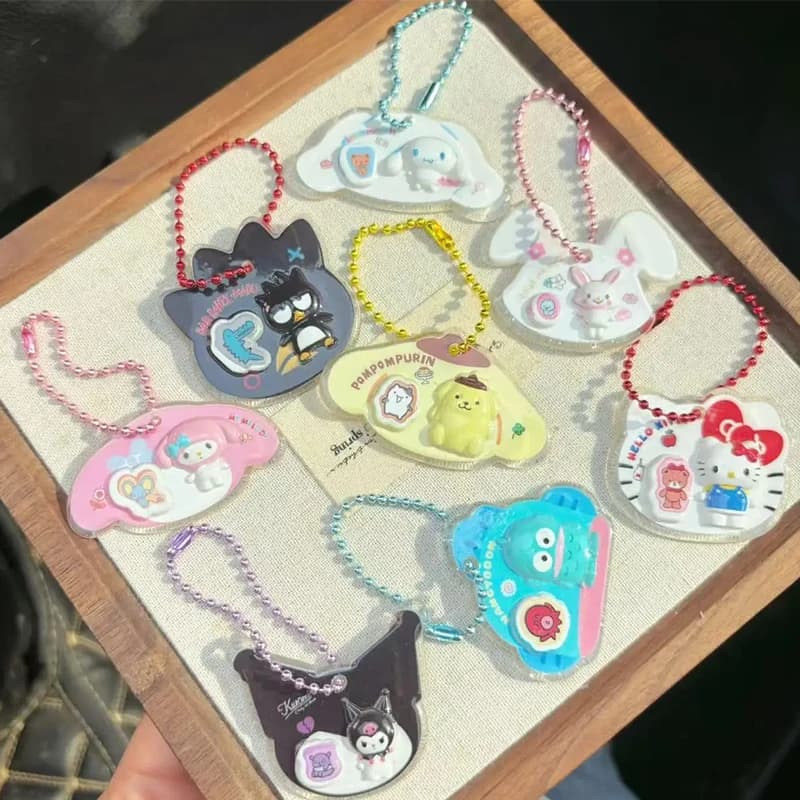 Portachiavi Sanrio Hello Kitty, Ciondolo Carino per Studenti, Decorazione Trendy per Zaino, Regalo per Ragazze e Donne, Giocattolo Giapponese Kawaii da Collezione