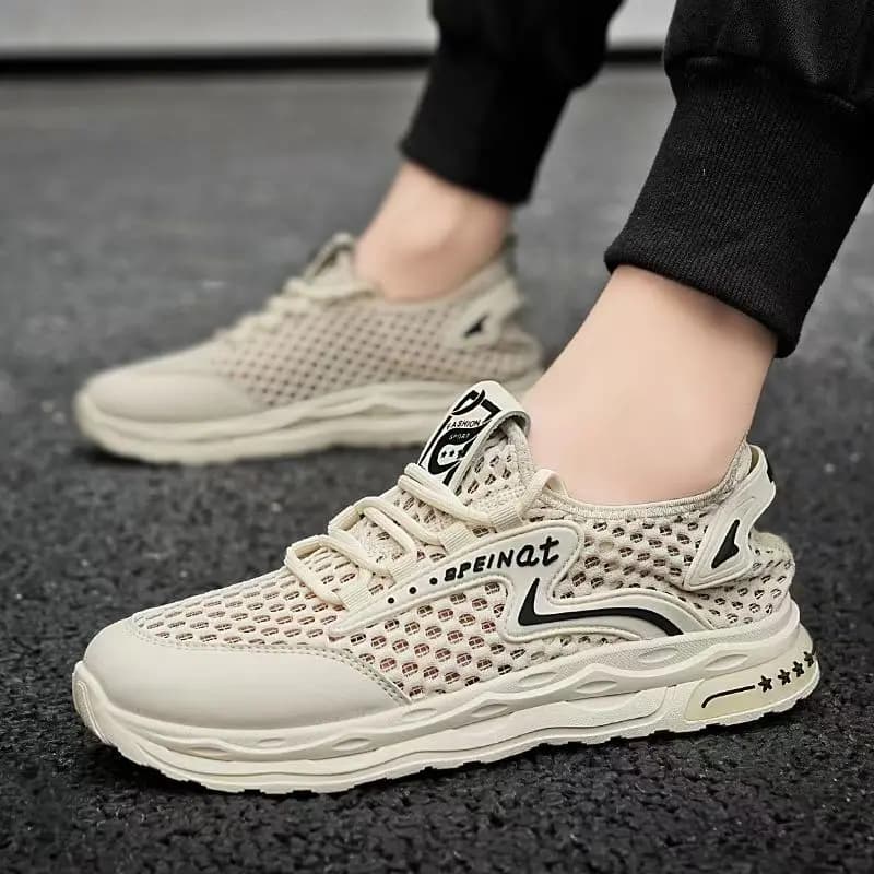 Scarpe sportive casual da uomo nuove in rete estiva scavate Suola morbida antiscivolo Traspirante Antiodore Scarpe da corsa casual con lacci