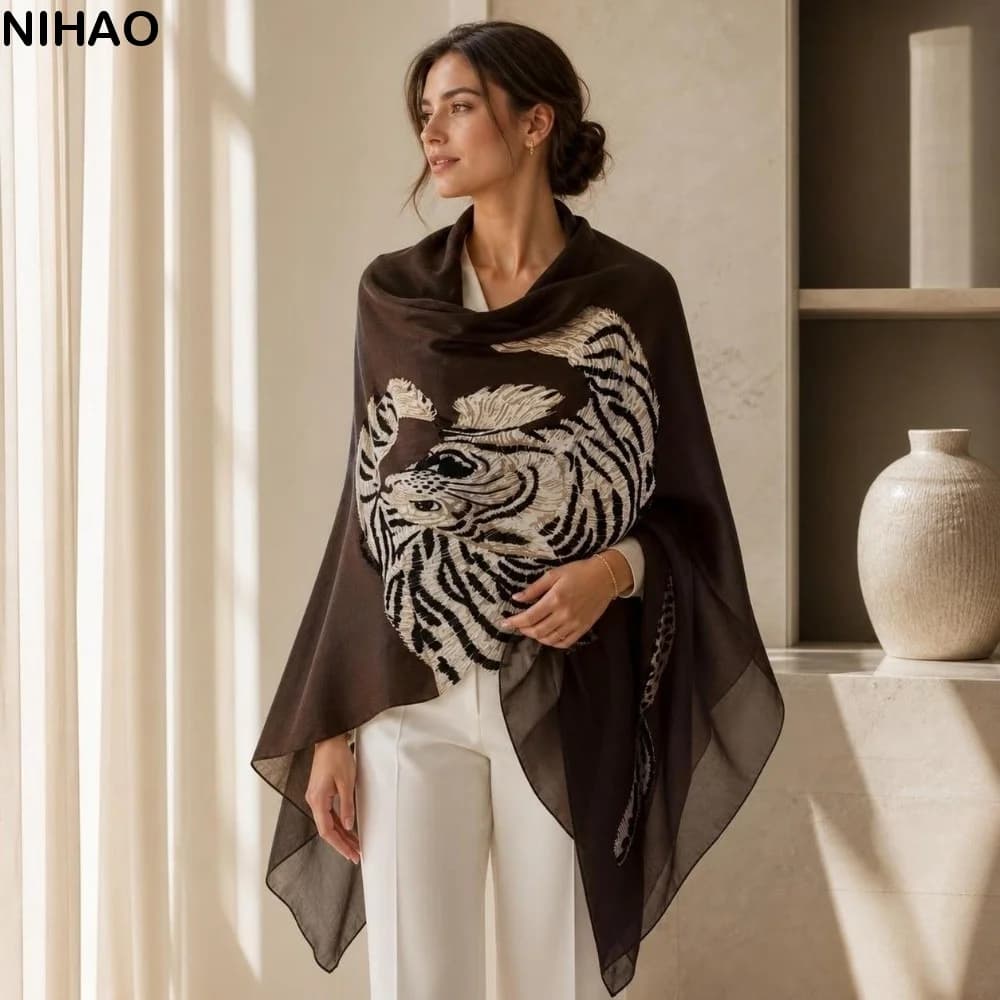 Leopard Sunscreen Cover-up Tiger Print Old Money Style Vintage Shawl Wrap Sun Protection Neckerchief Long Cover Scarf Women