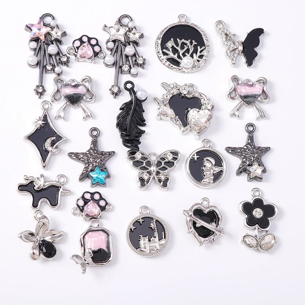 5pcs Random Mix Crystal Love Heart Butterfly Star Charms Pendants for Jewelry Making Necklace Earrings Bracelet DIY Accessories