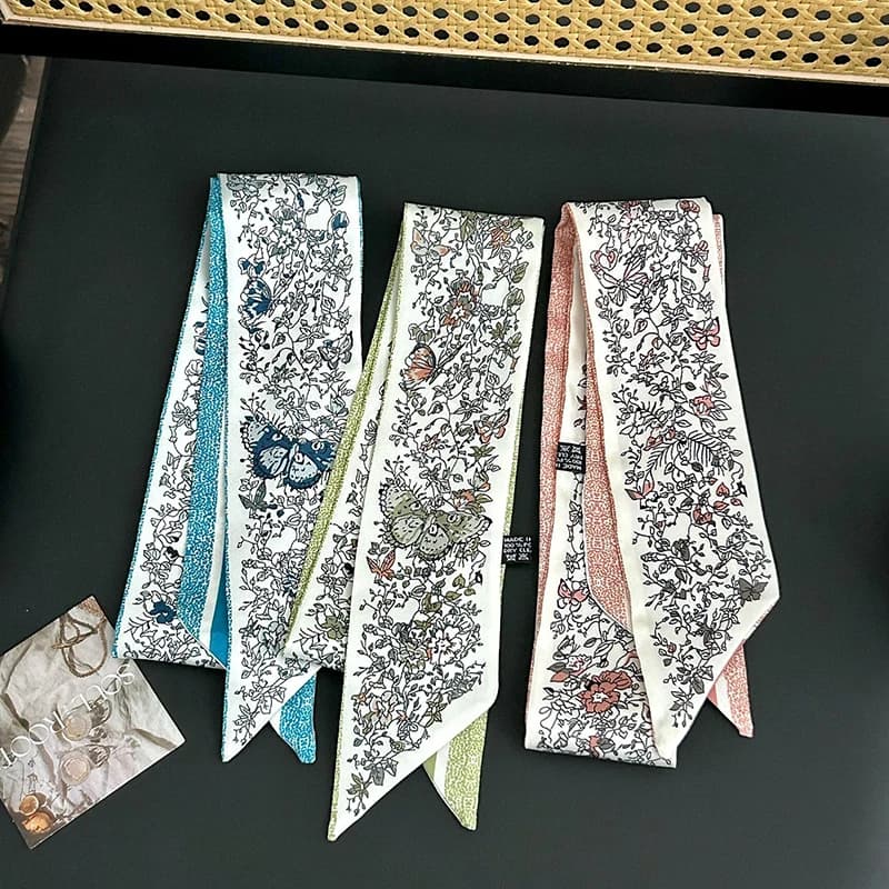 Nuova Sciarpa di Lusso 2026 con Stampa Floreale a Farfalla, Foulard in Seta da Donna, Nastro per Borsa, Foulard Sottile per Capelli, Fascia per Capelli da Donna
