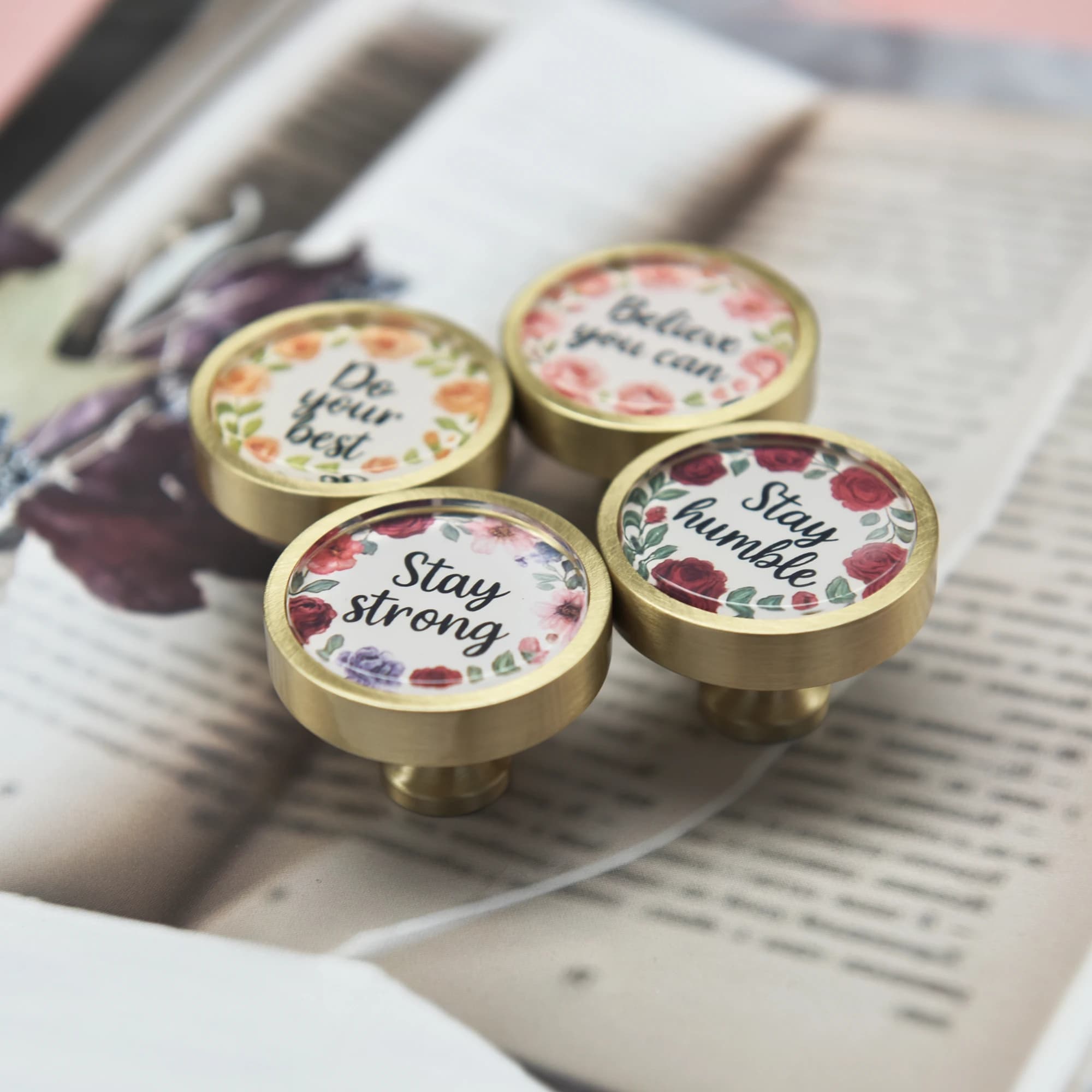 Maniglie per mobili creative in ottone, pomelli rotondi per cassetti, cassettiere fatte a mano, guardaroba, maniglie per mobili a foro singolo con viti