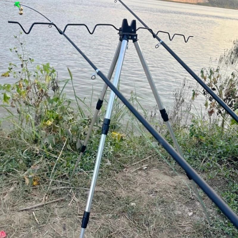 1PC Sea Fishing Rod Bracket Triangular Bracket for Aluminum Alloy Ground Entry Telescopic Fishing Instruments for Long Launch