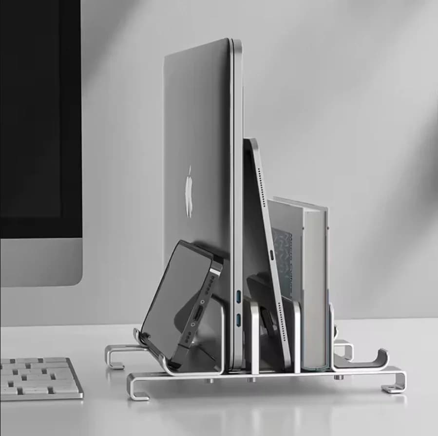Supporto verticale per laptop per MacBook Air Pro Supporto per notebook pieghevole in acciaio al carbonio Supporto per laptop Supporto per tablet MacBook Pro