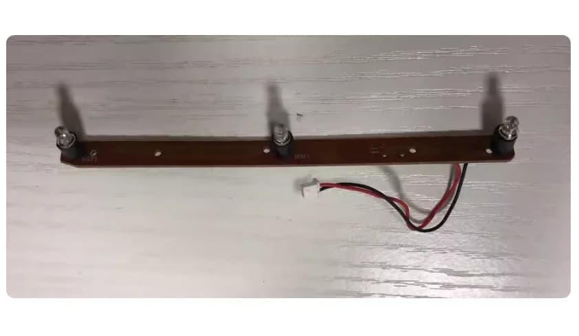 Strisce luminose a LED lampeggianti per corpo fusoliera ad ala fissa per elicottero per drone telecomandato RC Syma