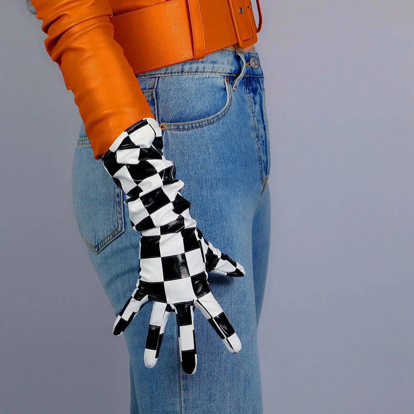 Guanti da donna DooWay a scacchiera in lattice e similpelle, lunghi fino al gomito, neri e bianchi, per feste serali, cosplay e Halloween