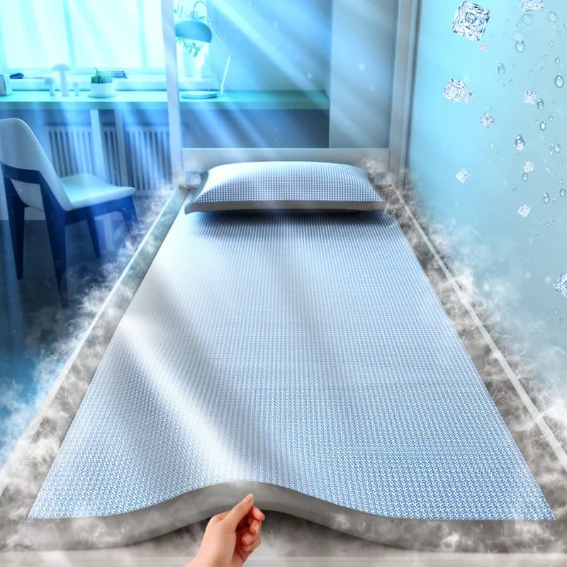 Materassino Rinfrescante in Seta Ghiaccio per Studenti Universitari, Tappetino Rinfrescante Jacquard Estivo con Rivestimento Traspirante in Tessuto Non Tessuto per Uso su Letto in Dormitorio/Camera da Letto