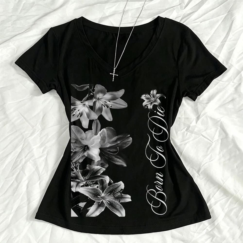 Women's V-neck letter floral print style short sleeved aesthetic retro summer slim fit T-shirt