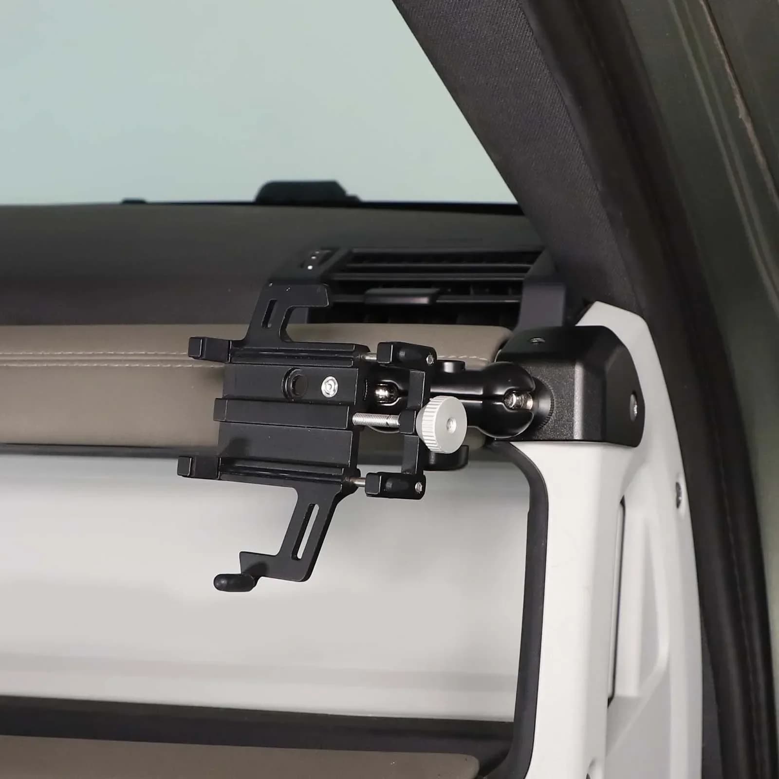 Supporto per telefono cellulare in lega di alluminio Trim per Land Rover Defender 110 2020-2023 Accessori per supporto per telefono cellulare per presa d'aria per auto
