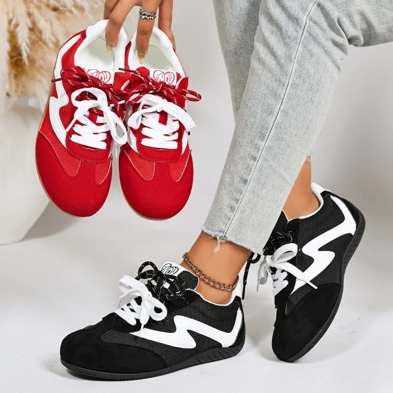 2026 New Lightweight Casual Women's Sneakers Soft Sole Comfort Loafers Fashion Versatile Splicing Low Top Women Shoes Tenis