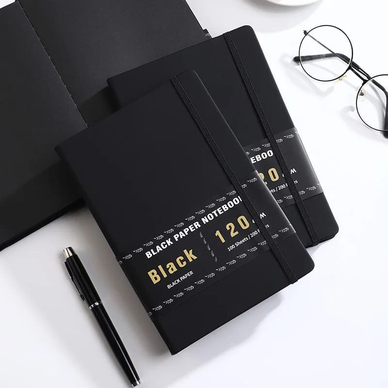 Quaderno Creativo A5 per Schizzi, Album con Pagine Bianche in Cartoncino Nero, Taccuino Fai-da-Te con Pagine Interne Nere per Journaling