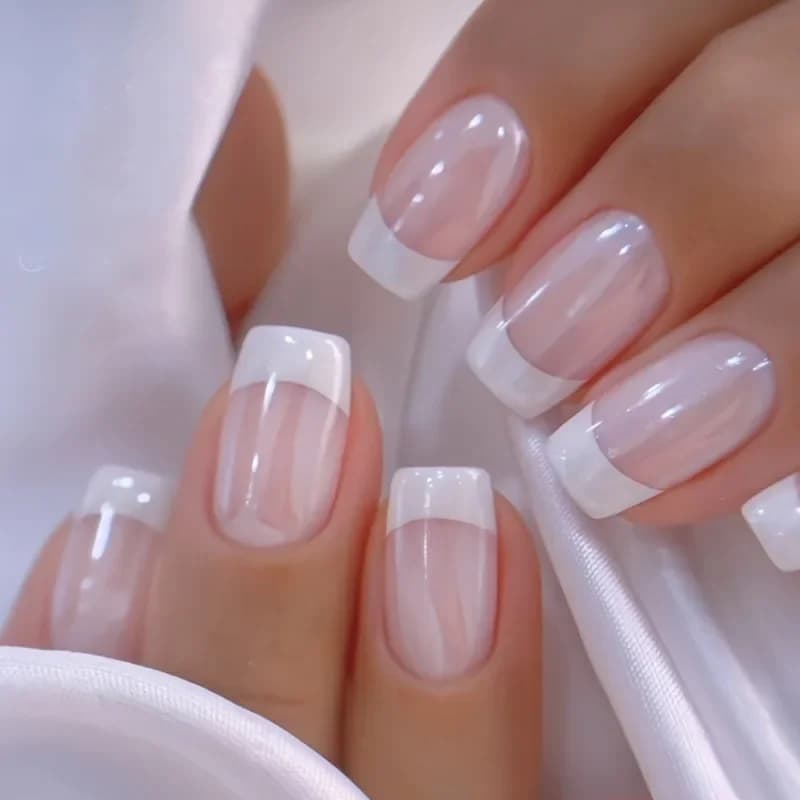 Set of 24 Fin Nails Squares French Style Acrylic Bianche, Short and Medium Fin Nails with Tools, Realistic Artificial Nails