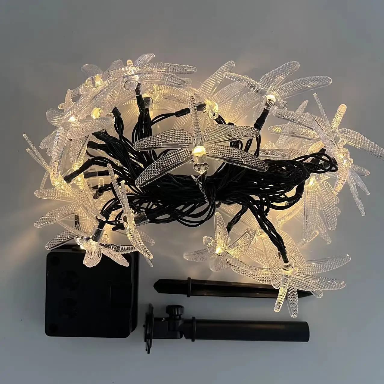 Lucine da giardino Luci solari a forma di libellula 8 modalità Luci RGB decorative per la casa all'aperto per lampade da giardino Decorazioni natalizie