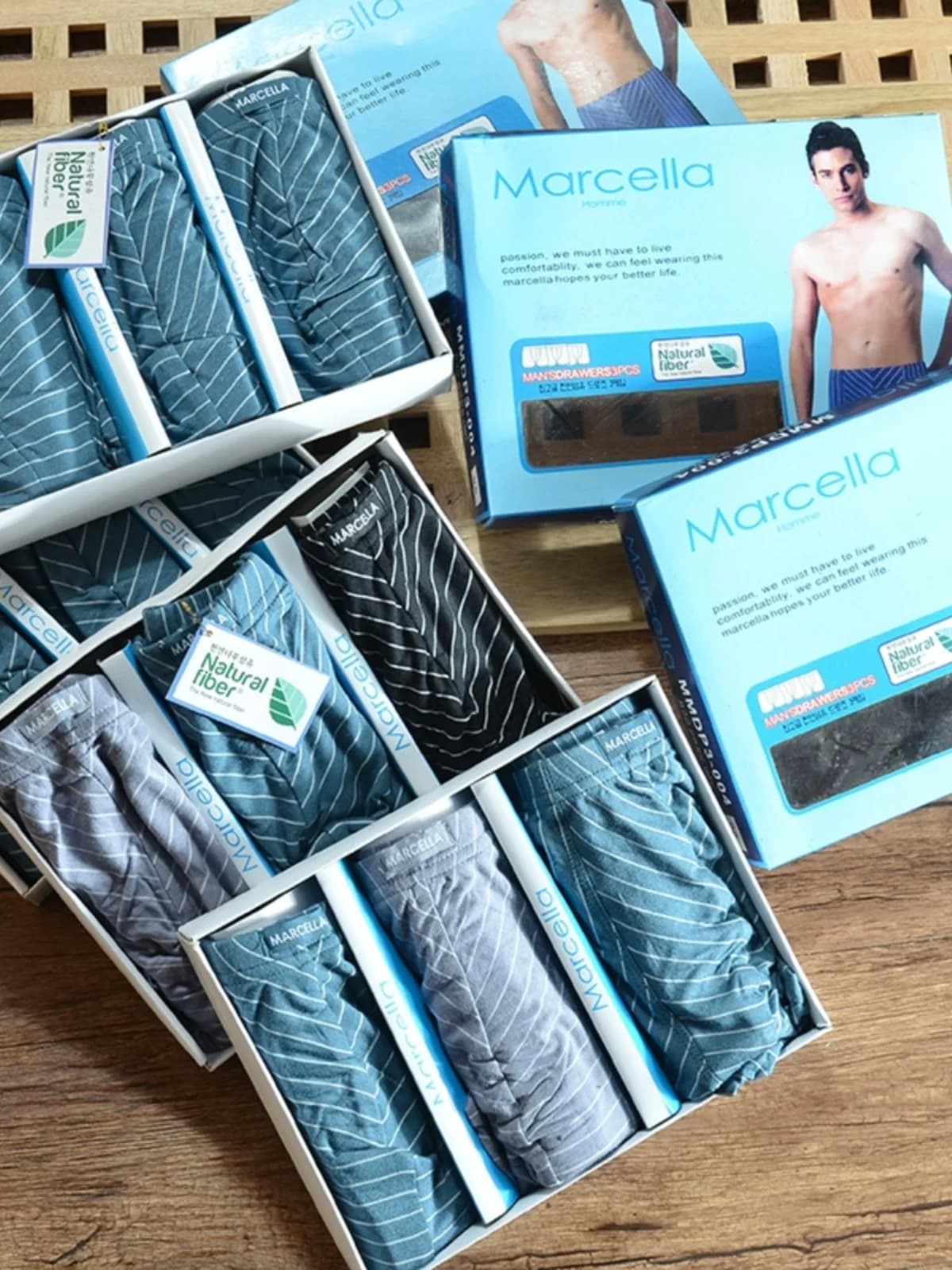 Men's Casual Elastic Boxer Shorts Three-Pack Color Random Flat Angle Pants Comfortable Underwear mid Waist Design