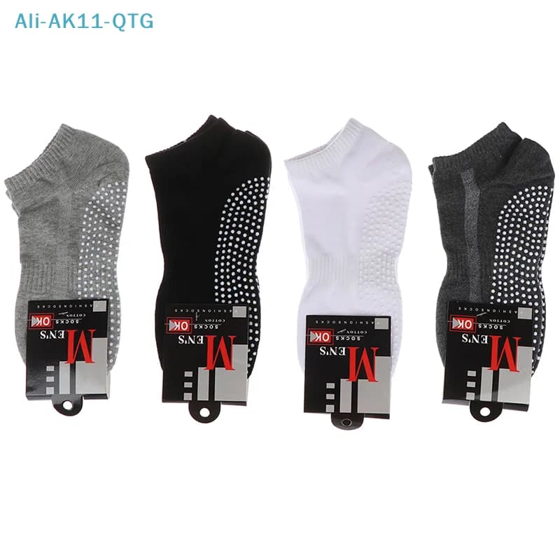 NEW 1 pair of high quality men's cotton non-slip yoga socks with breathable and anti-slip grips for pilates, gym, fitness