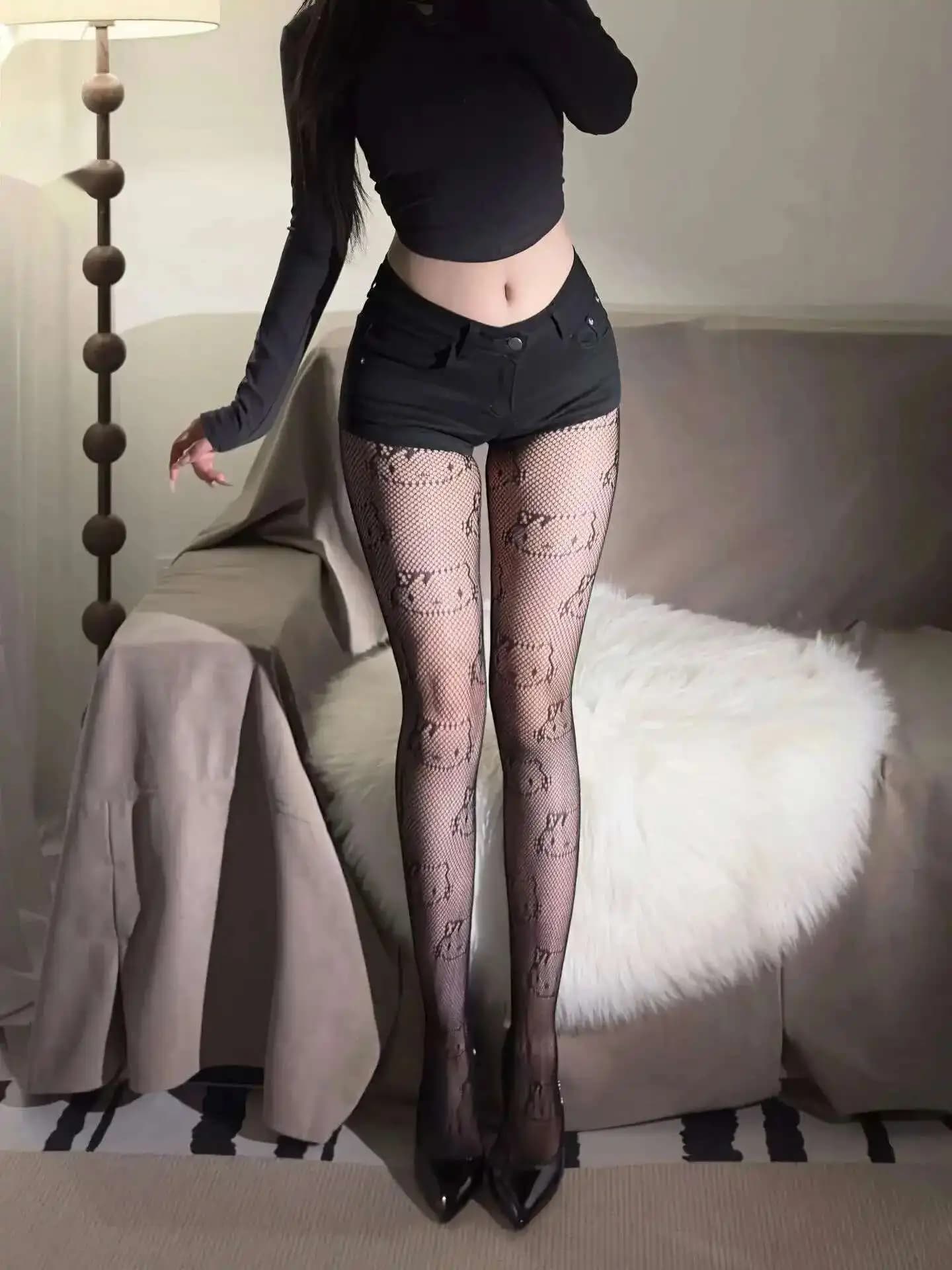Nuovo Sexy 2025 A Vita Alta Anime Stampato Rete Da Pesca Calze di Seta Delle Donne di Alta Elastico Ultra Sottile Sheer Sottile Collant BT6K
