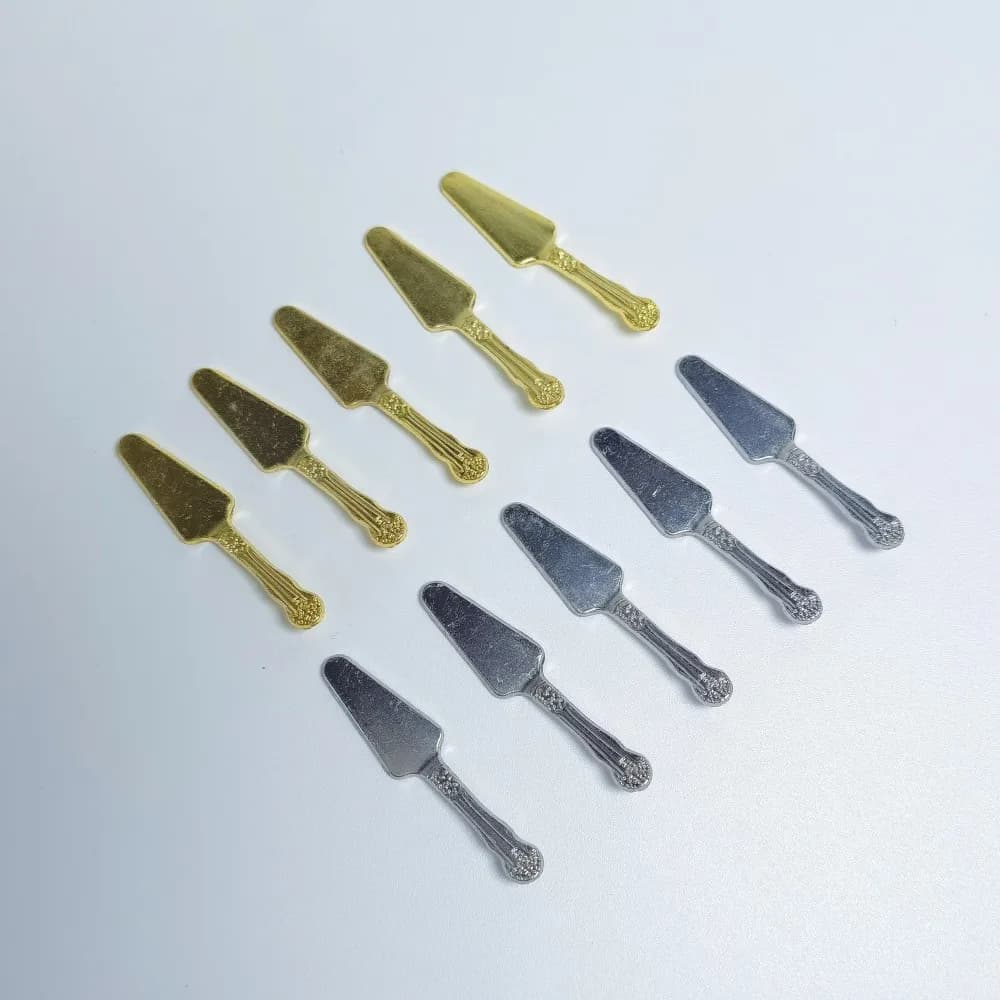 Mix Colors Miniature Dollhouse Cake Server Bread Tong for DIY Doll Accessoreis