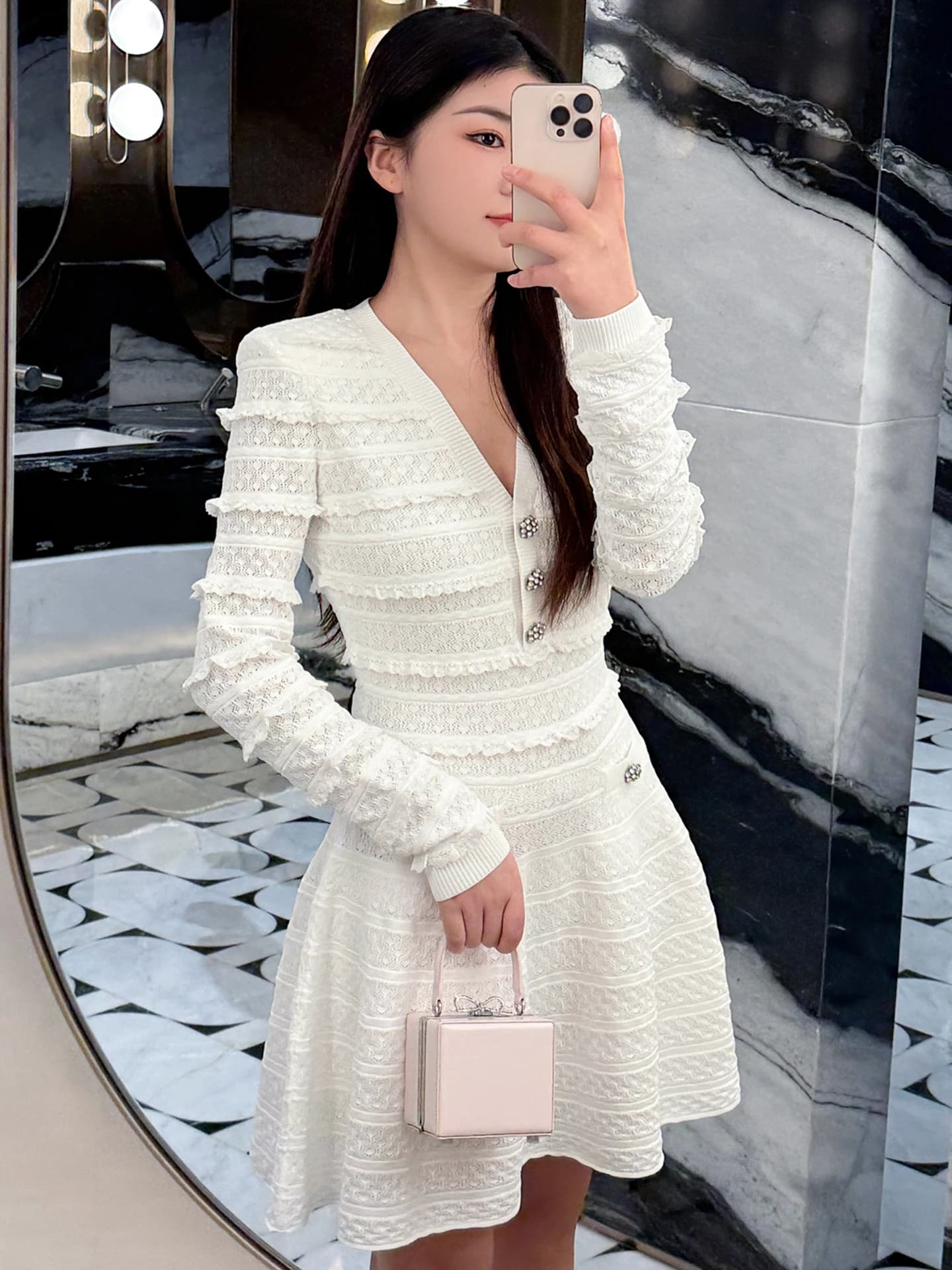 Spring 2026 High-End Women's Knitted V-Neck Dress with Lace Trim Elegant Simple Style High Waist A-Line Skirt for Commuting