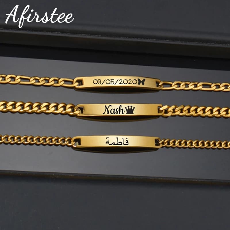 Afirstee Bracciale personalizzato con nome inciso in acciaio inossidabile per donna Braccialetti con data con targhetta personalizzata a 3 colori per regalo di gioielli