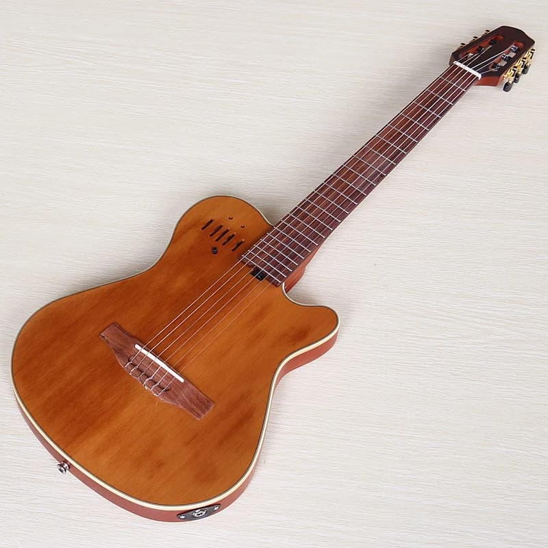 Chitarra classica silenziosa da 39 pollici Top in abete massello a 6 corde con retro in legno di Okoume chitarra classica silenziosa lucida con Pick Up