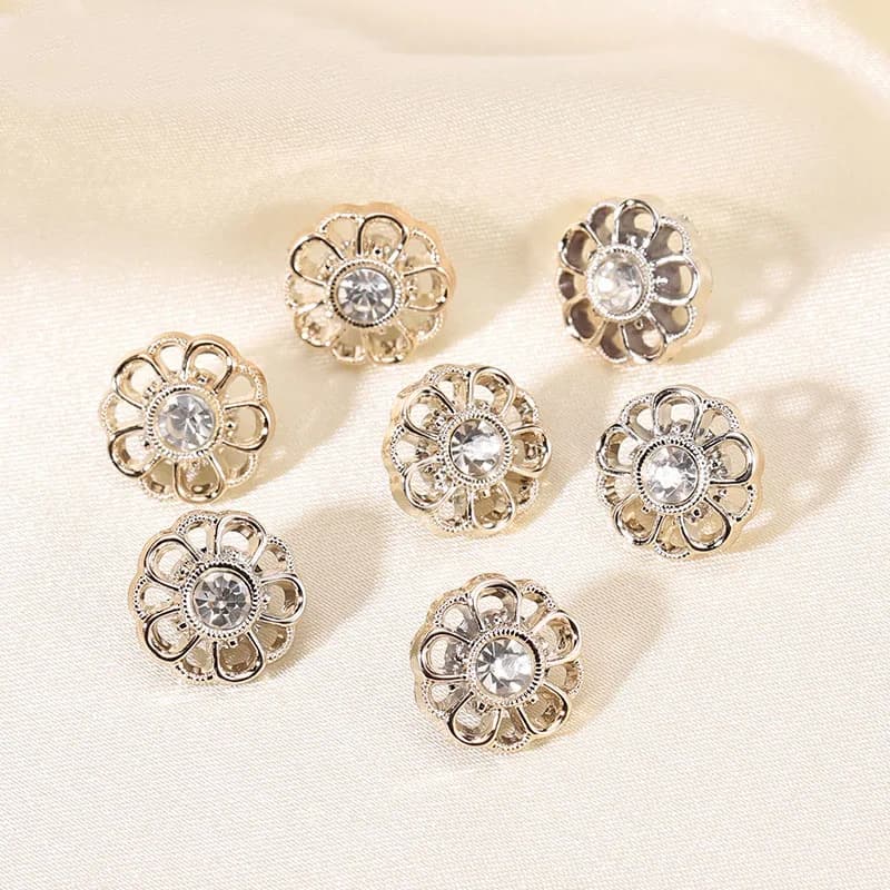 30 Pz/lotto 12mm all'ingrosso cintura cava fiore di diamante bottoni in resina camicia da donna cucito accessori decorativi B078