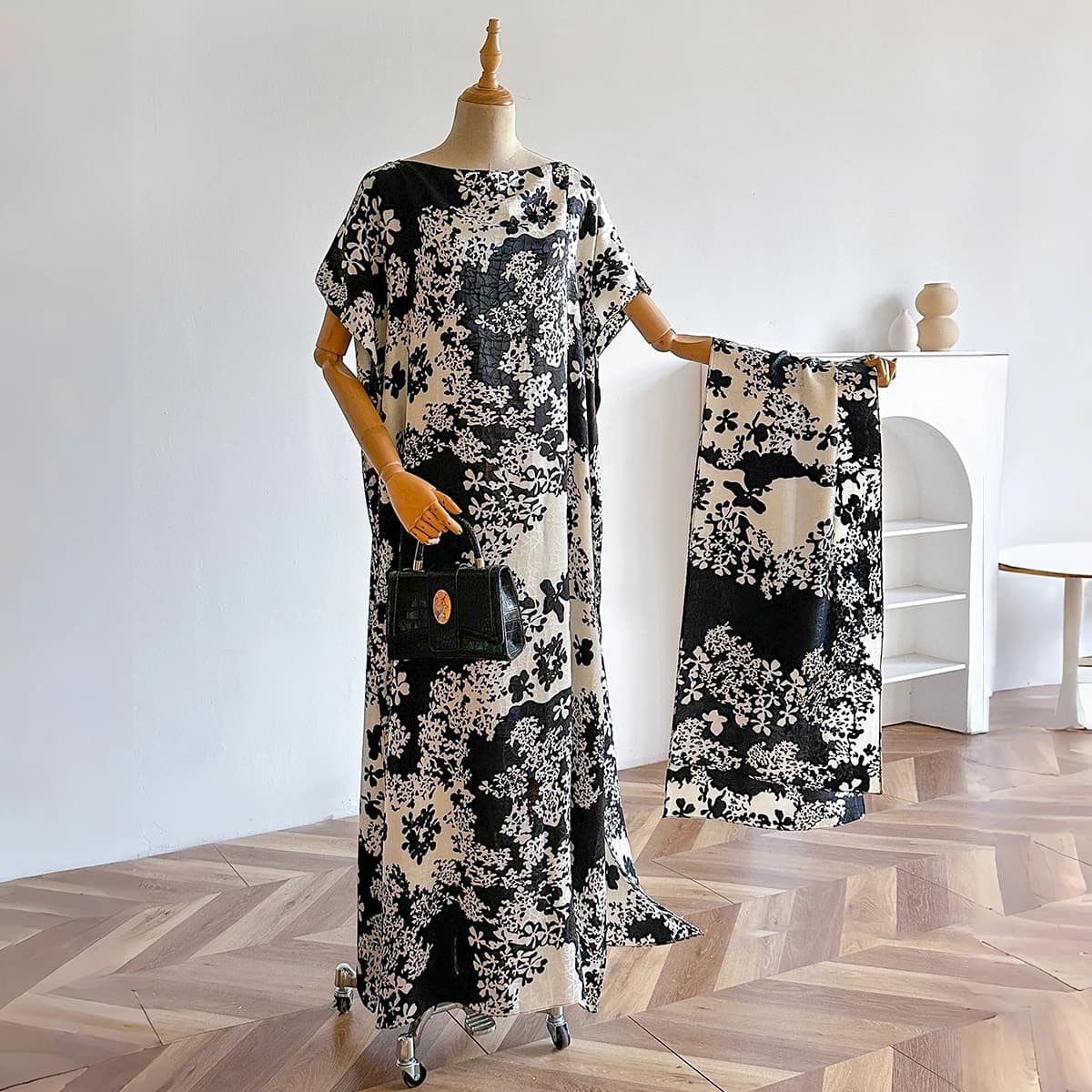 Elegant Printed Silk Muslim Lady Kaftan Dress Summer New Fashion African for Women with Long Hijab Oversize Scarf Kuwait Style