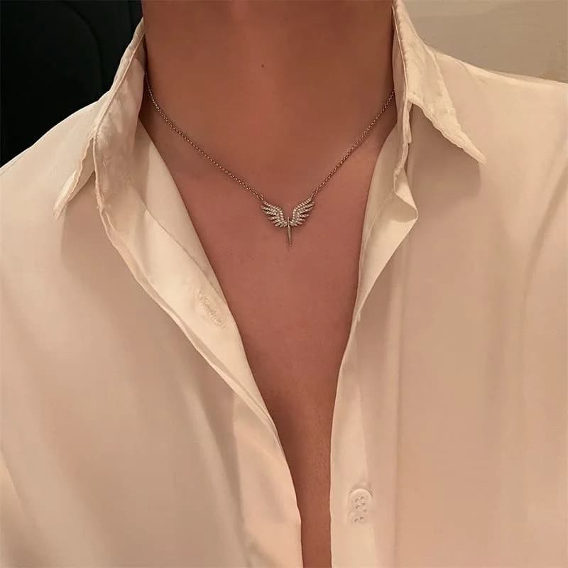 Angel Wings Pendant Necklace for Men Unisex Hip Hop Gothic Punk Clavicle Chain Trendy Classic Gold Silver Neck Jewelry Gift
