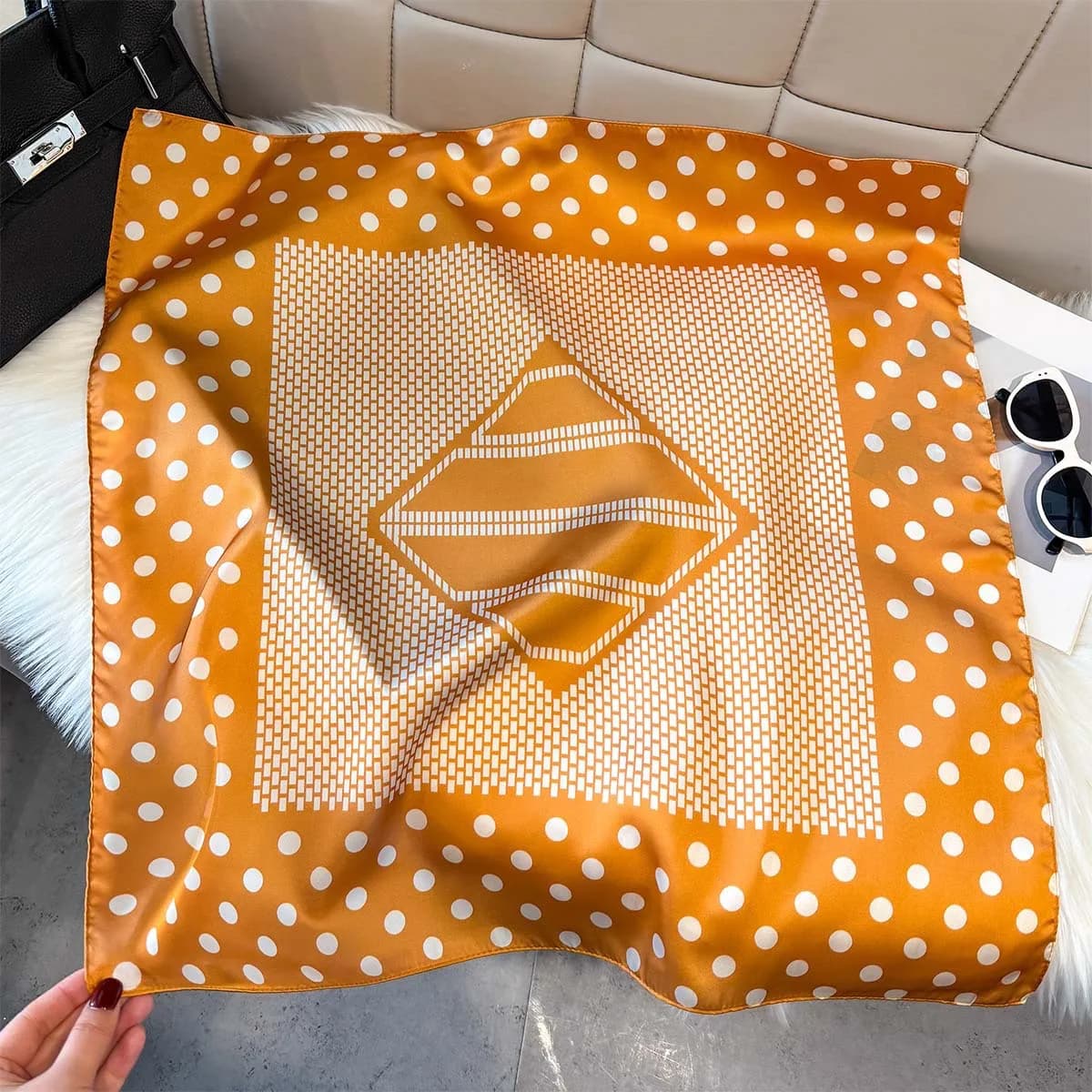 Nuova Sciarpa in Seta 2026 per Donna, Stampa a Pois, 65x65cm, Foulard Quadrato, Protezione Solare da Spiaggia, Bandana, Hijab, Poncho per Signora