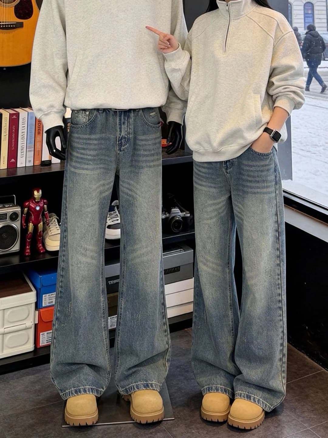Retro Blue Must Water Washed Men's Straight Leg Jeans Lengthening Legs Effect CleanFit Slim Micro Flared Pants Casual Style