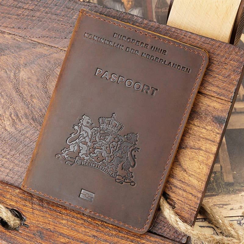 Copertina per passaporto olandese: portafoglio da viaggio olandese in vera pelle con slot per carte di credito e blocco RFID