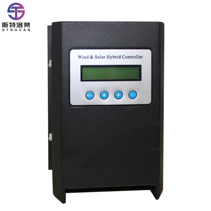 Sistema Ibrido Eolico e Solare con Regolatore di Carica Solare MPPT e PWM