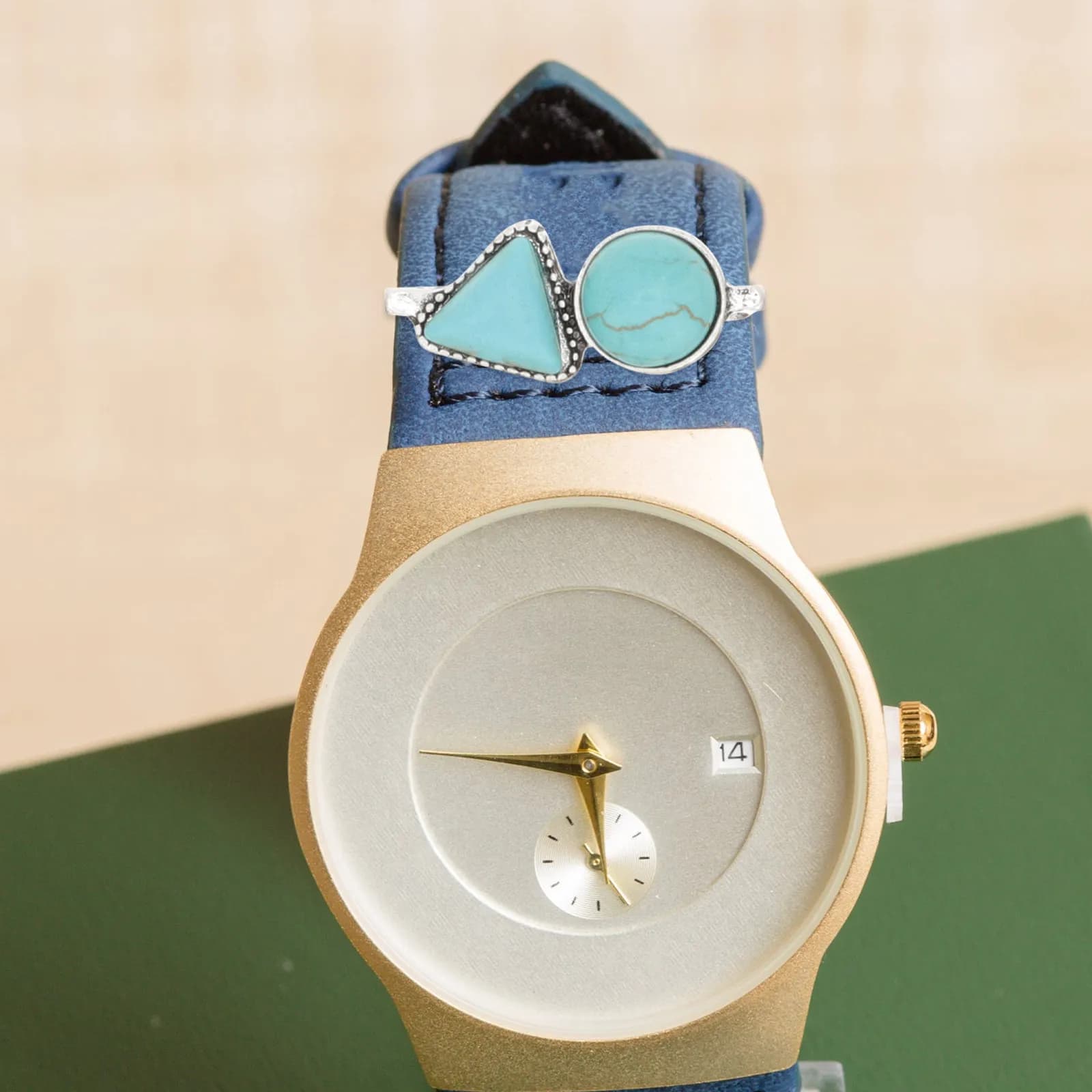 1 set di ciondoli per cinturini, eleganti anelli decorativi per cinturini di orologi, design unico ed elegante, adatti per silicone