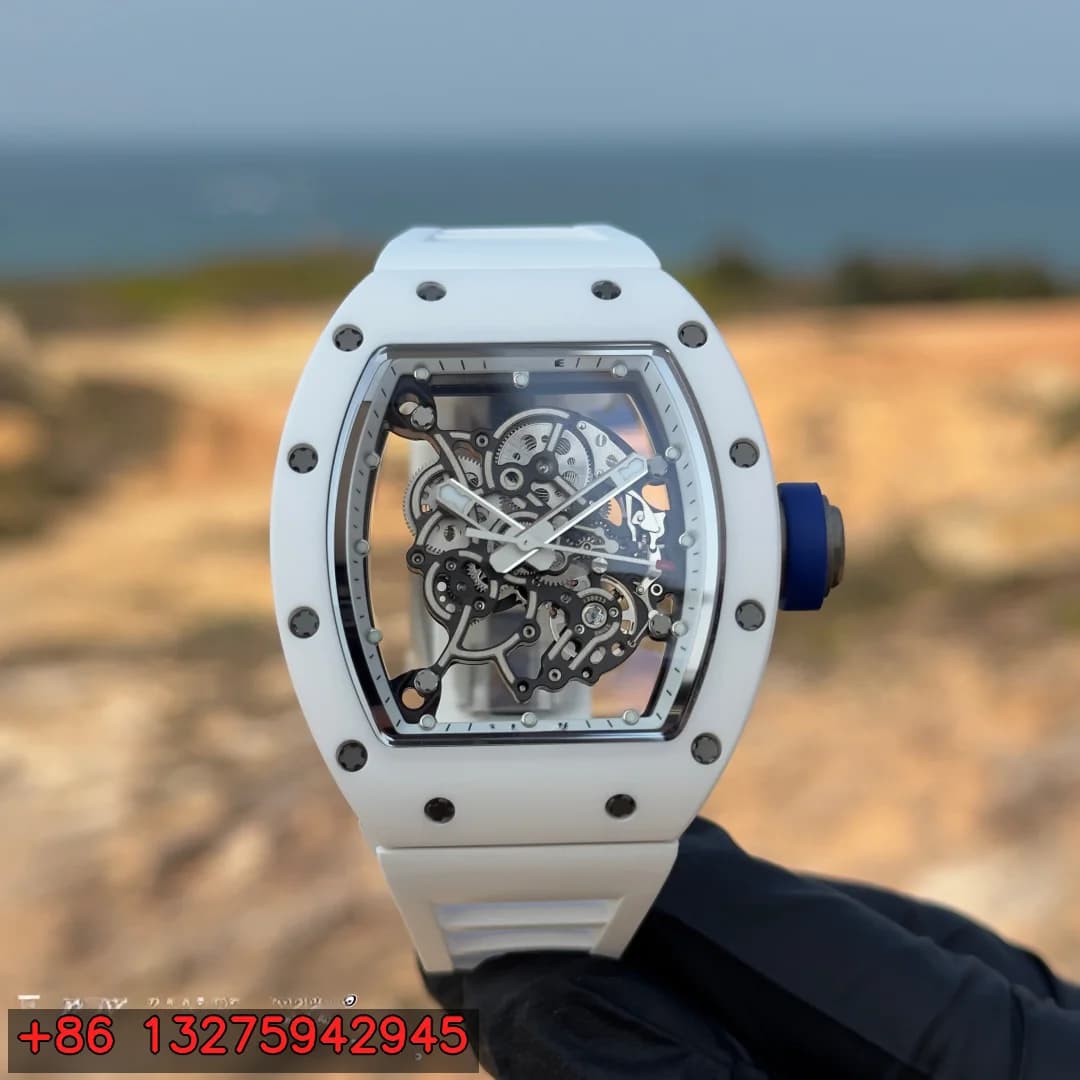Orologio da uomo meccanico a carica manuale con scheletro tonneau, cinturino in stile gomma con cristallo in ceramica 49,90x42,70 mm