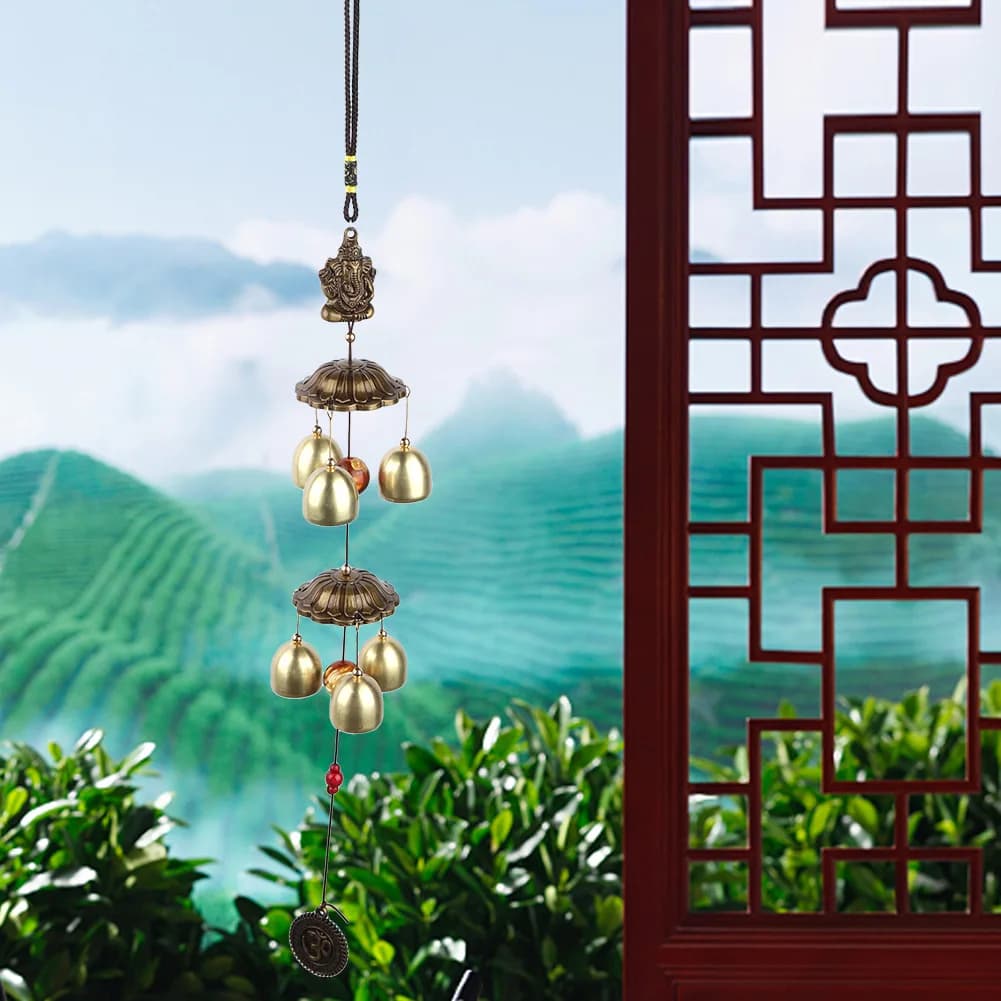 Cute Animal Shaped Metal Hanging Wind Chime, Soft Tone Outdoor Suspended Ornament, Decorative Wind Bell for Home Interior & Back