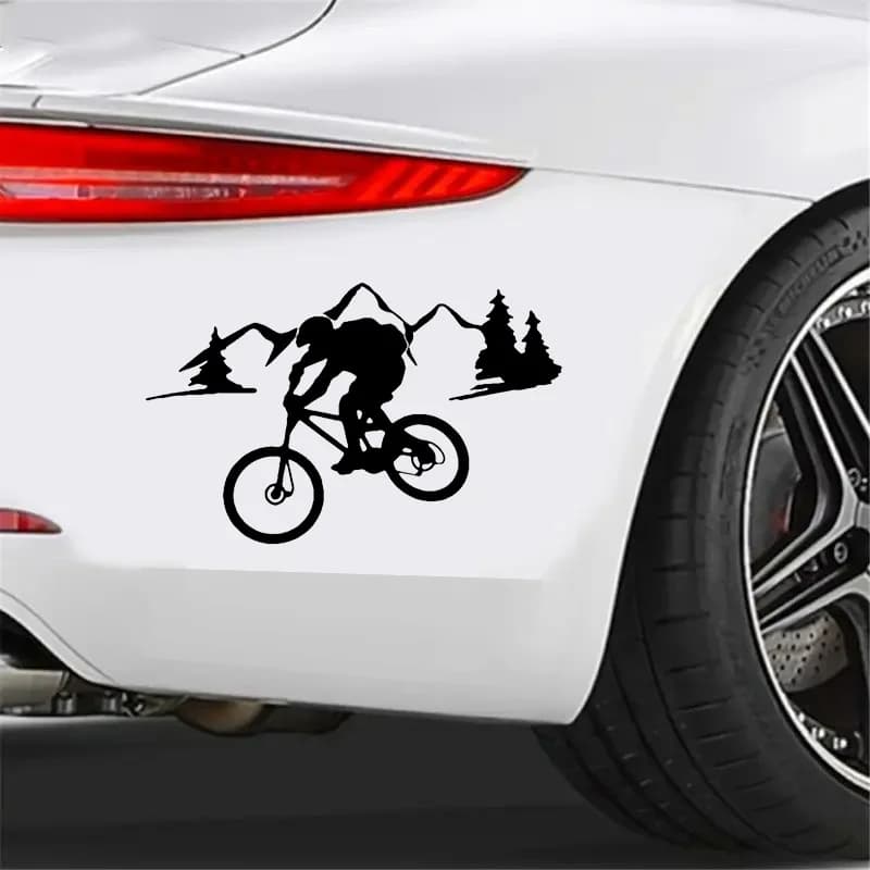 Comoda corsa su un percorso montano - Adesivo in vinile Wild Biking per auto, SUV, caschi - Design per ciclismo fuoristrada