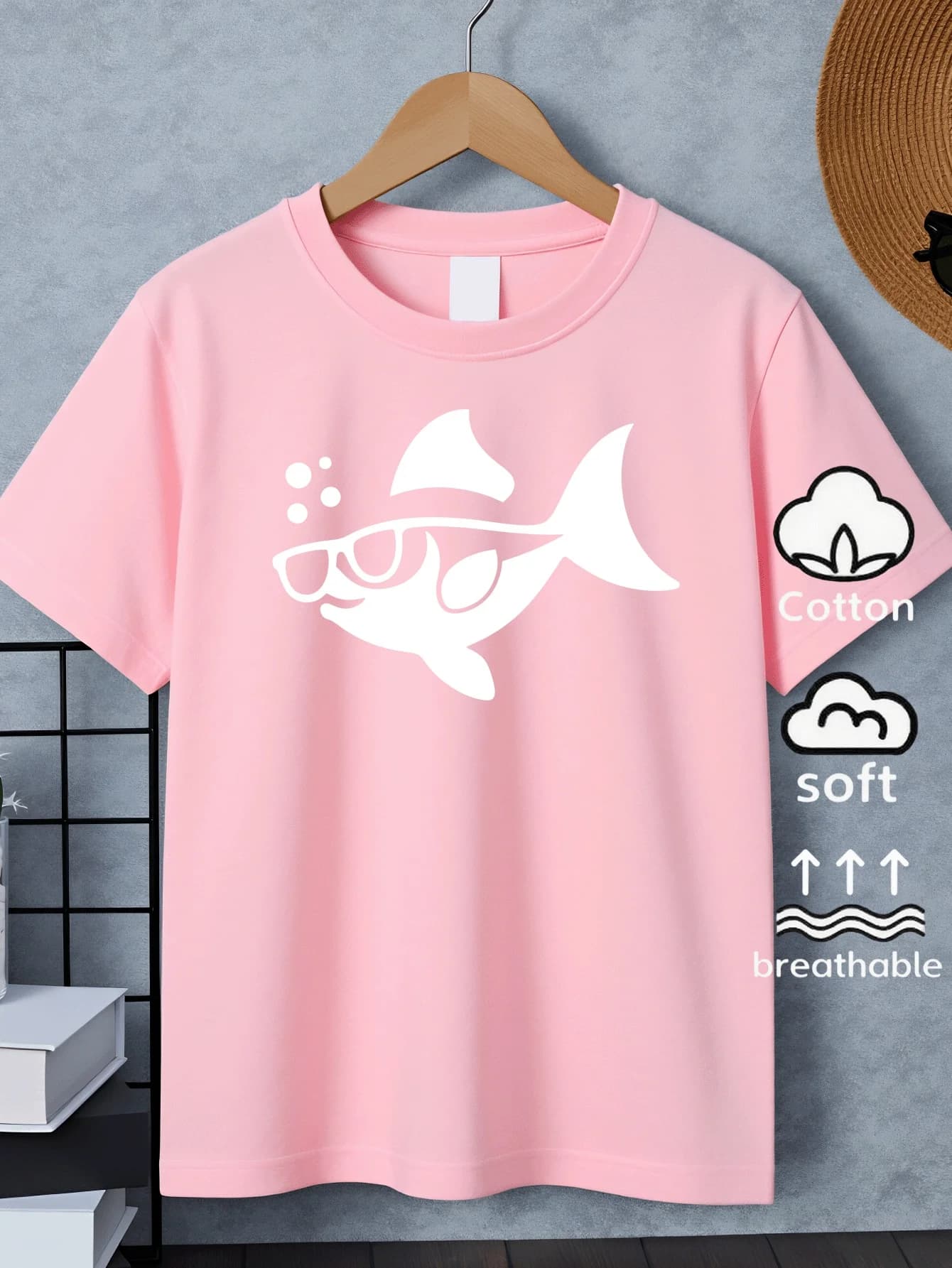 Fish Wearing Sunglasses Printed T-shirt Round Neck Children's Top Daily Versatile and Fashionable Parent-child Outfit
