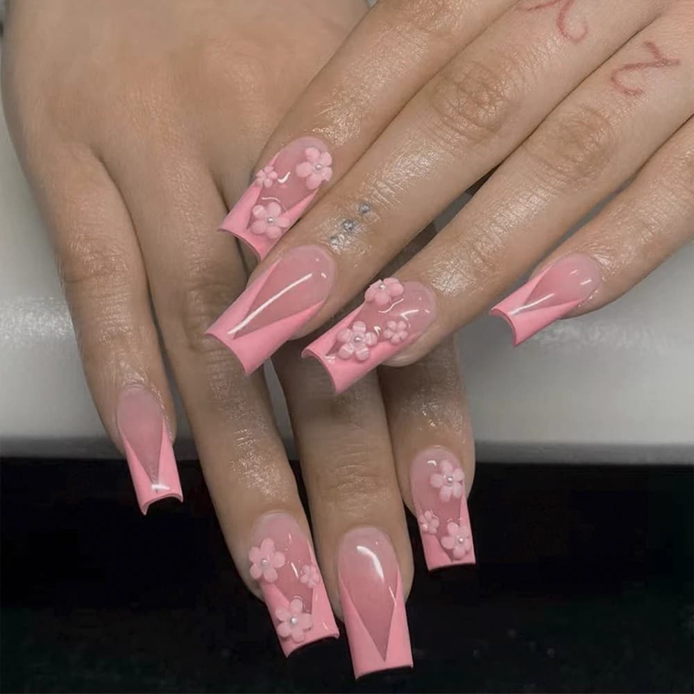 24 pezzi/set Stampa sulle punte delle unghie Decorare con fiori Unghie finte acriliche francesi rosa, si adatta perfettamente e di media lunghezza per Dail