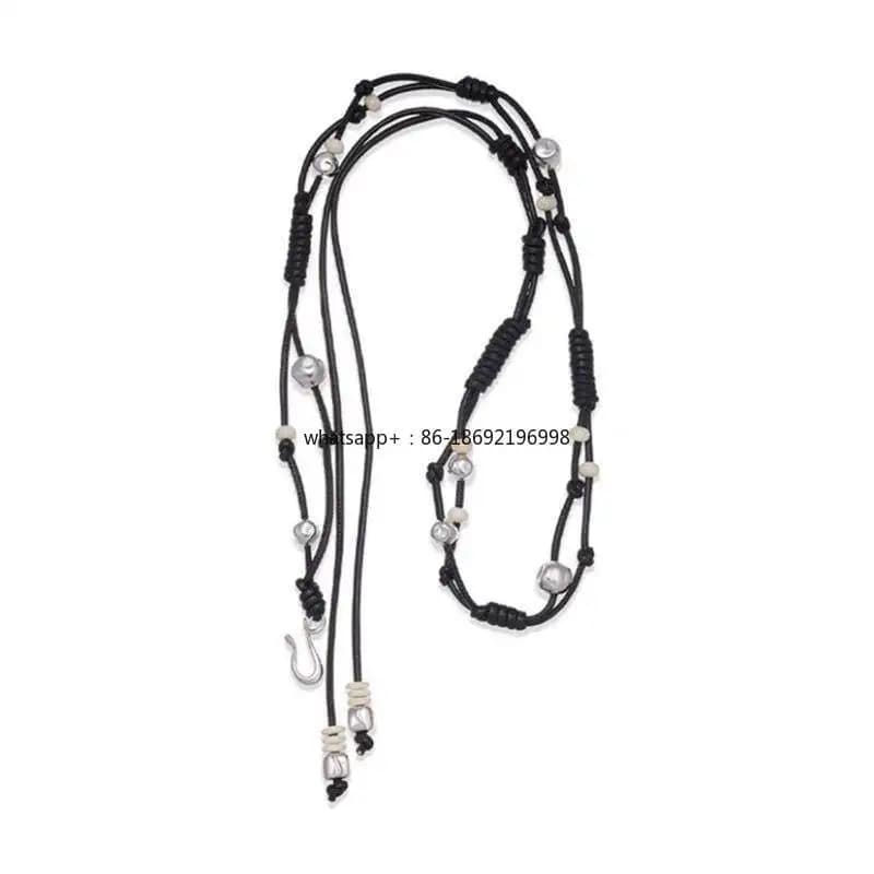 Catenella da Vita Nera Intrecciata Stile Etnico Bohemien con Motivo a Tamburo, Accessorio di Nicchia Personalizzato e Versatile