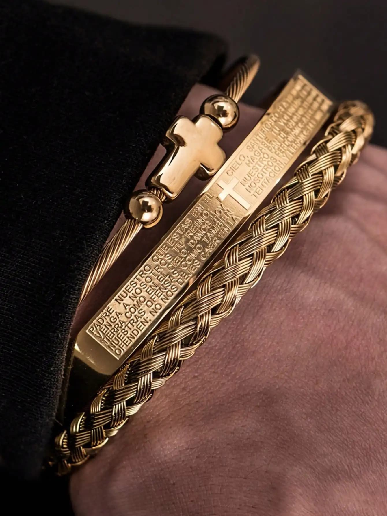 Set di 3 Bracciali Intrecciati in Acciaio Inossidabile Dorato con Charm a Croce
