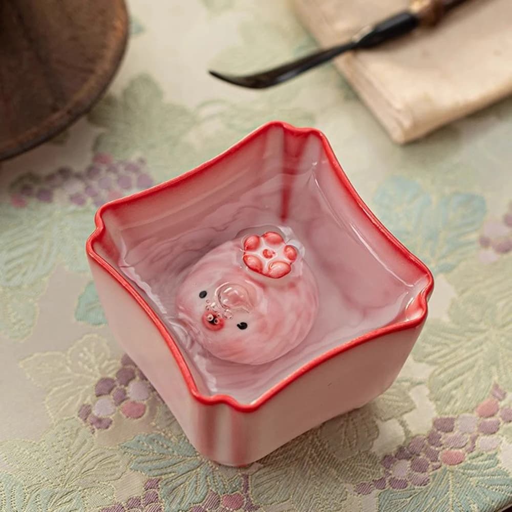 Cartoon Ceramic Tea Cup Pet Little Pig Spit Bubbles Under Bottom Funny Teacup Procelain Incense Water Cups Mug Cute Pig Tea Pet