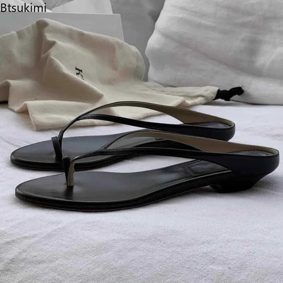 Fashion Summer Sandals New Women's Flip-flop Sandals Female Platform Low Heel Shoes Casual Beach Shoes Versatile Ladies Slippers