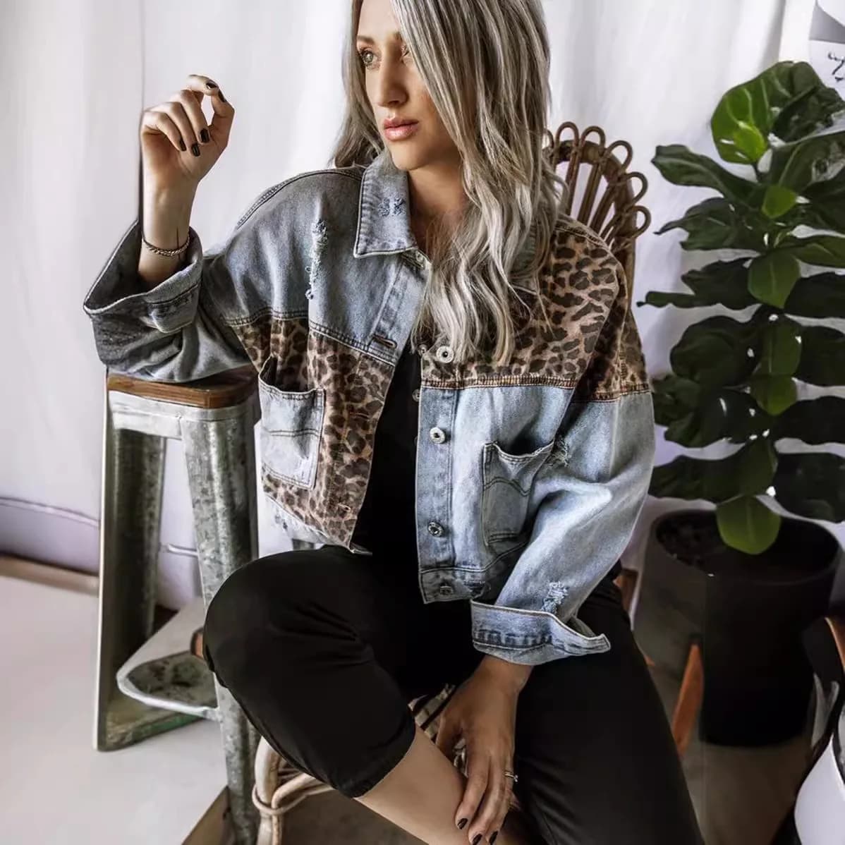 Denim Jacket Women Coat Leopard Print Washed Outerwear Turn Down Collar Pockets Streetwear Spring Vintage Distressed Overcoat 11