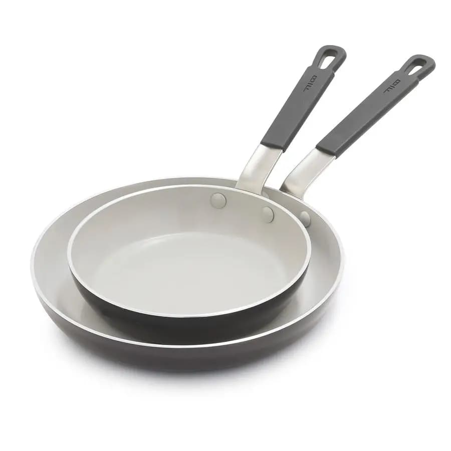 Set di 2 Padelle Antiaderenti Bobby Flay da 8 e 10 Pollici, Senza PFAS, in Ceramica Diamantata, Adatte per Induzione, con Manici in Silicone StayCool