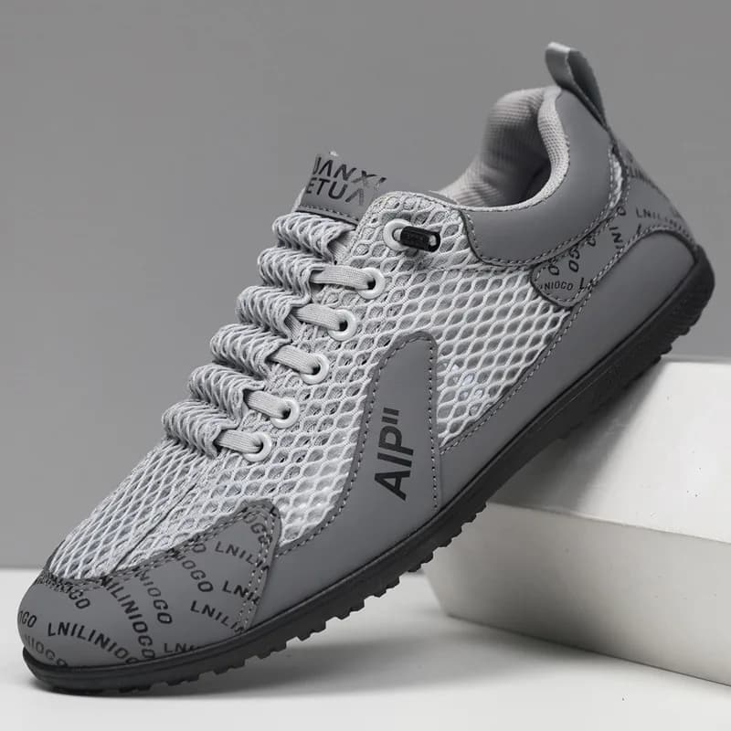 Scarpe da ginnastica da uomo Slip on Scarpe casual Comode scarpe in rete antiscivolo Suola morbida Scarpe leggere alla moda Scarpe da lavoro all'aperto da uomo