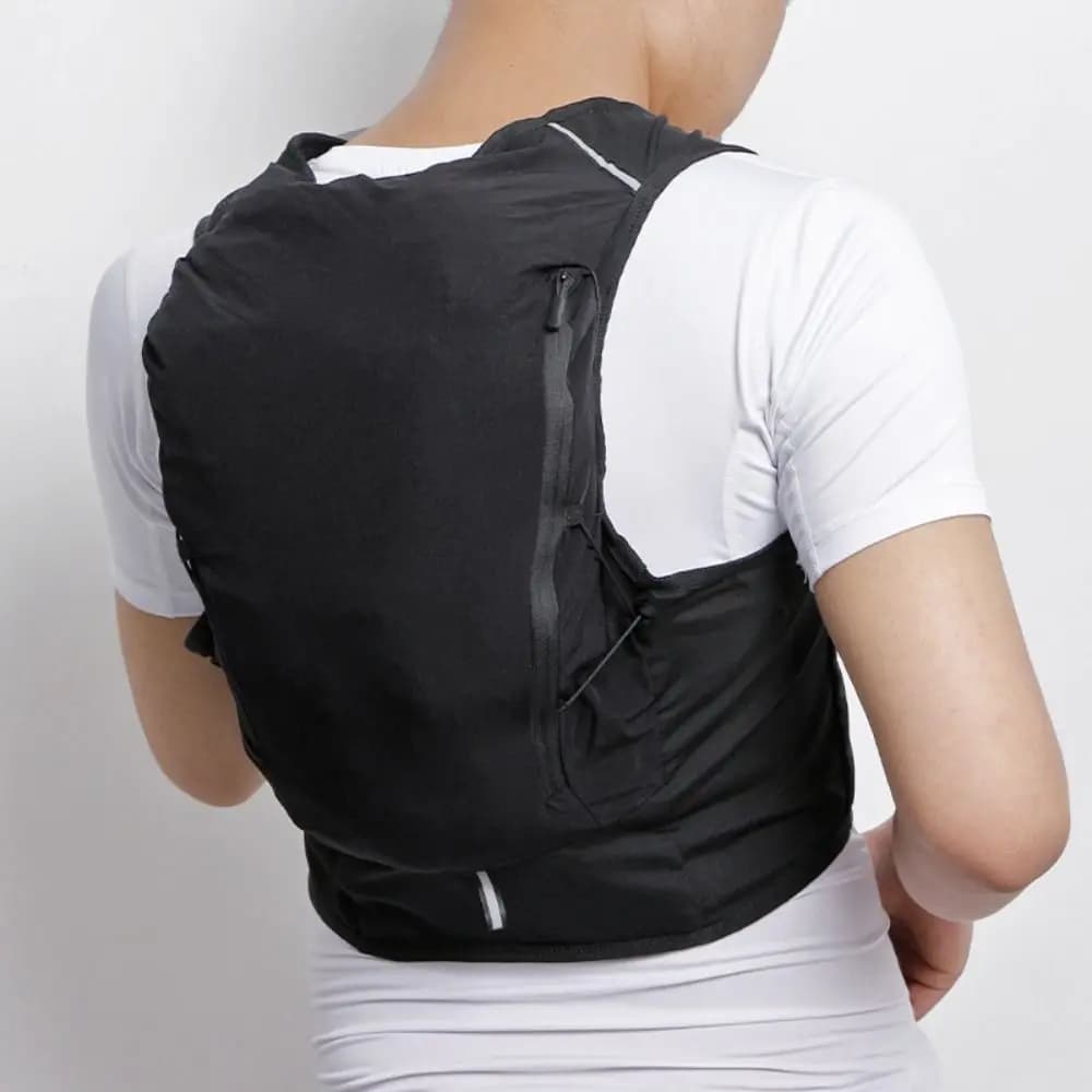 Phones Wallets Hydration Vest Pack Large Capacity Multi Pockets Running Backpack Lightweight Breathable Hydration Undershirt Bag